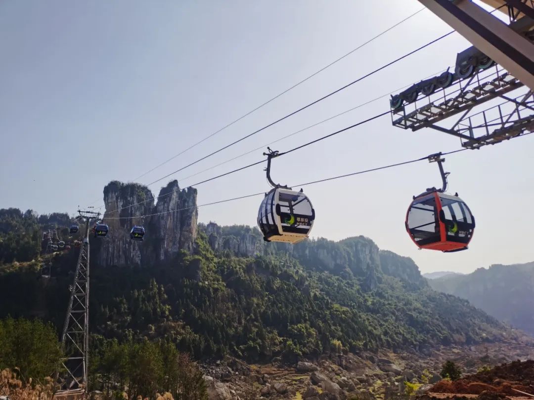 陕西骏景索道公司承接的湖北清江红花峡索道吊厢智能广播系统项目